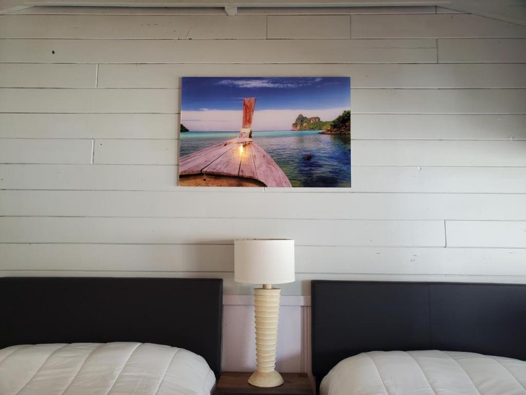 Hollywood Gardens Inn & Suites Εξωτερικό φωτογραφία